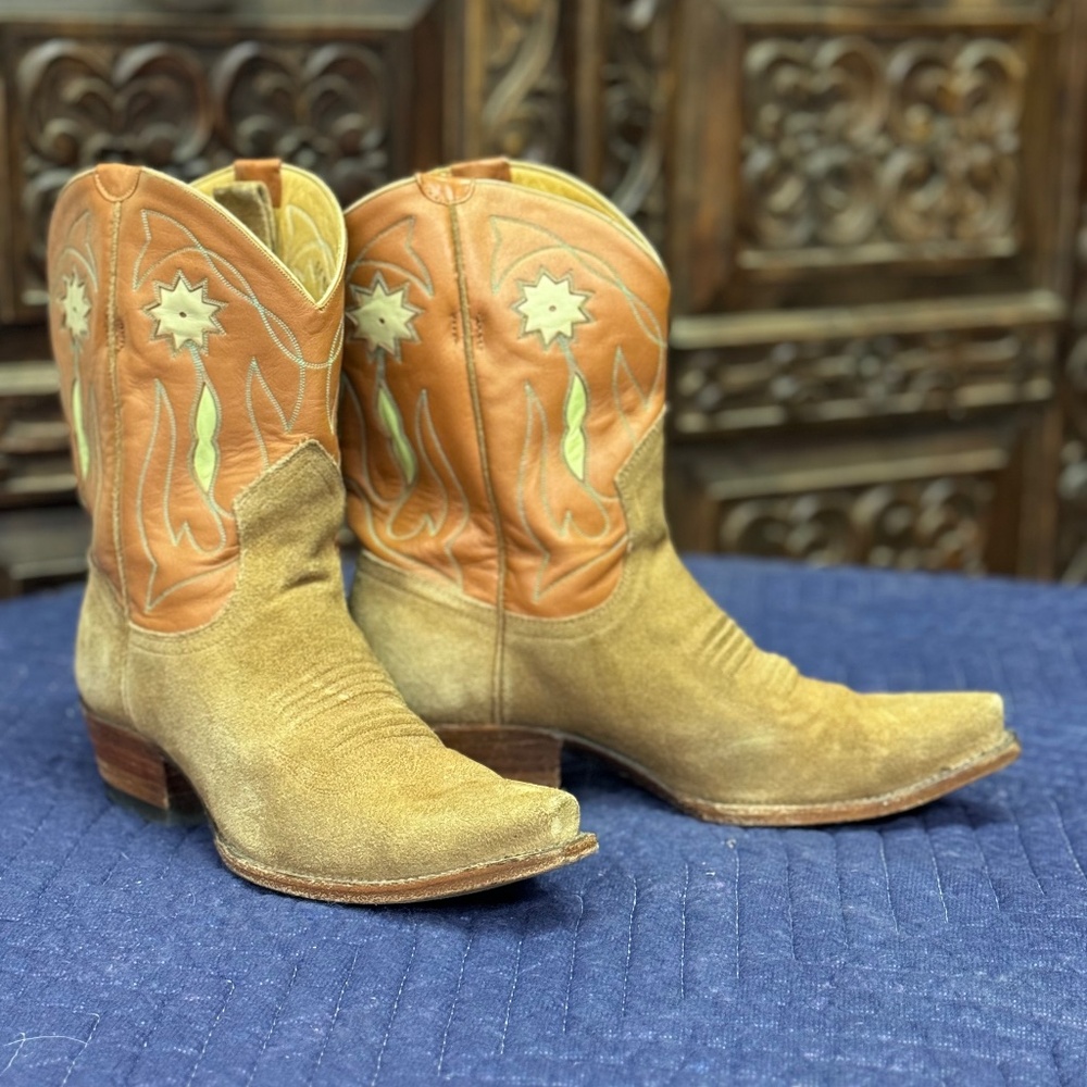 Sundance Vintage Roughout Boots